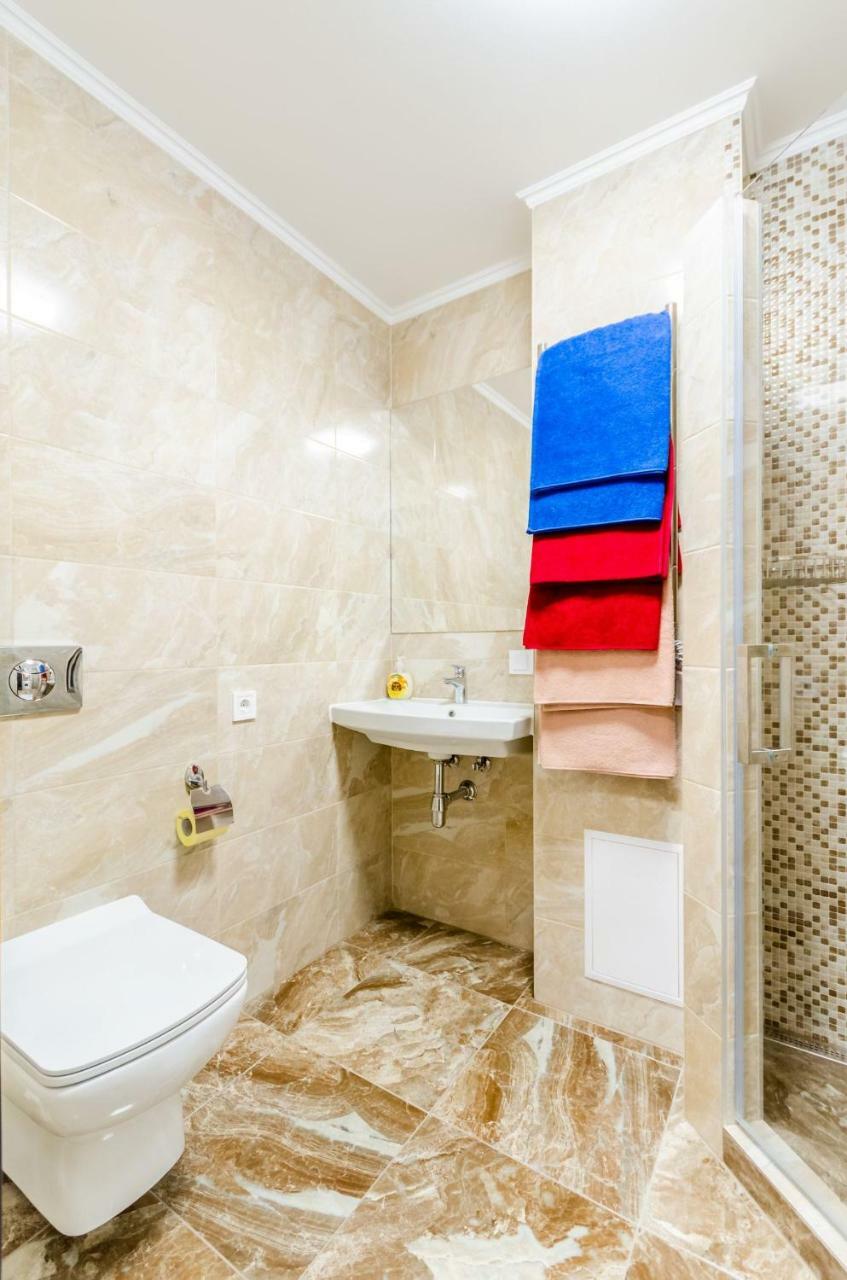 ARTAL Apartment on Obolonsky avenue 16a Kiev Extérieur photo