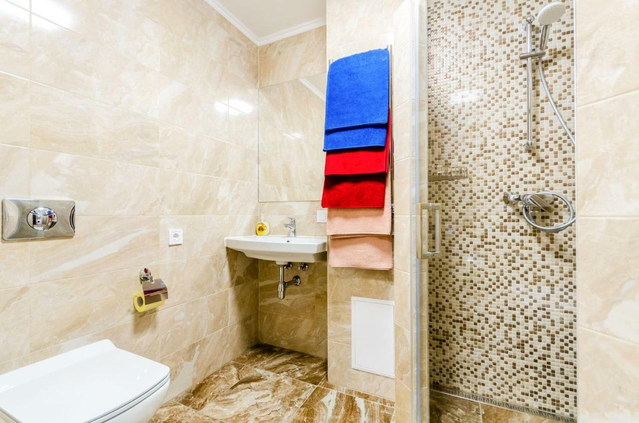 ARTAL Apartment on Obolonsky avenue 16a Kiev Extérieur photo