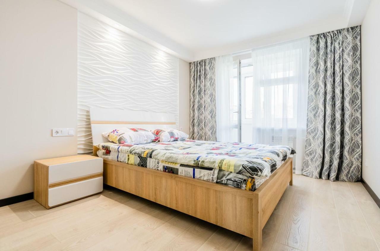 ARTAL Apartment on Obolonsky avenue 16a Kiev Extérieur photo