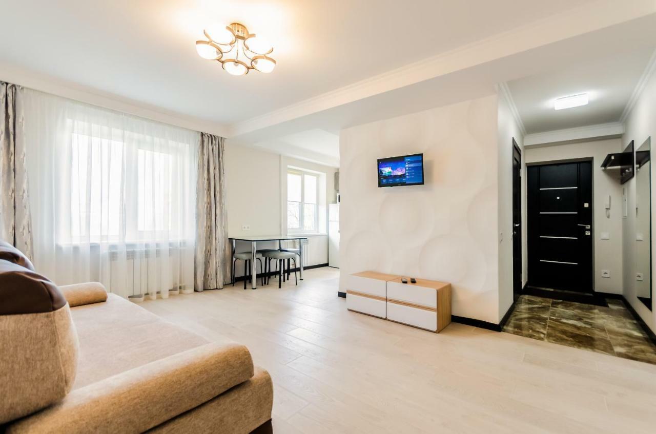 ARTAL Apartment on Obolonsky avenue 16a Kiev Extérieur photo